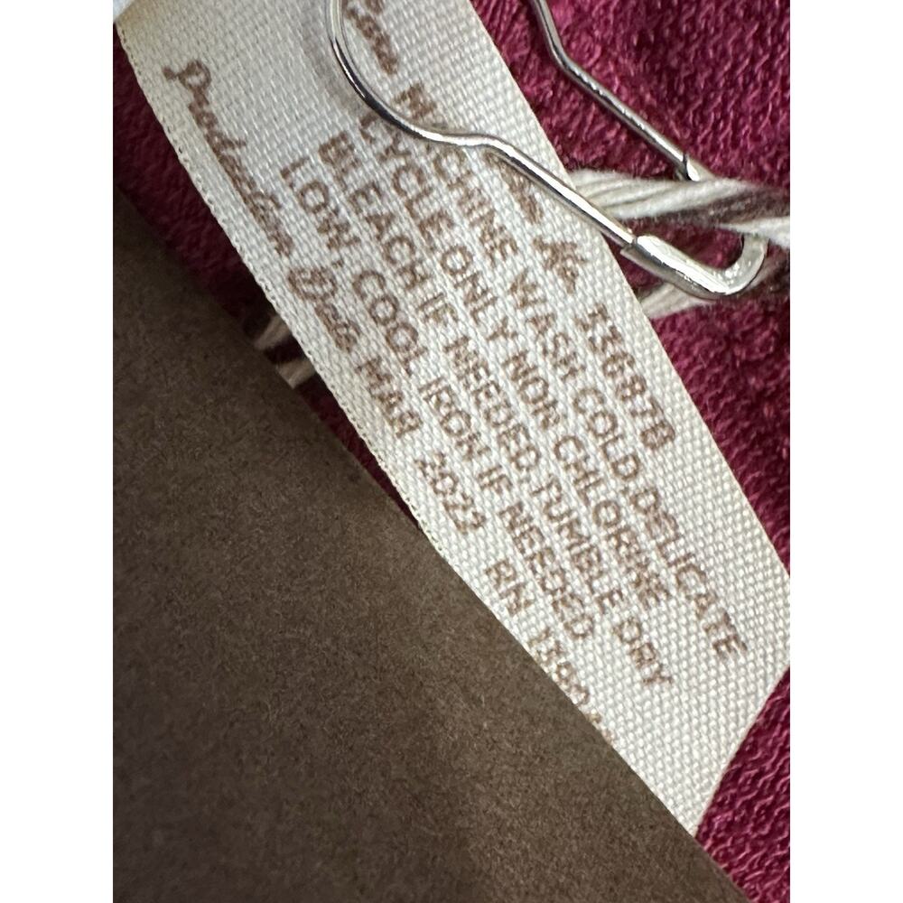 Matilda Jane Magenta Tulip Hem Capri Pants - Picture 9 of 9